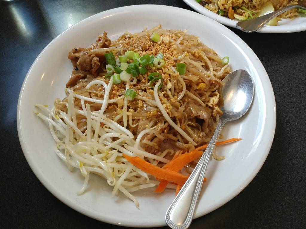 Sri Uma Thai Cuisine | restaurant | 7828 NE Bothell Way, Kenmore, WA 98028, USA | 4258063929 OR +1 425-806-3929