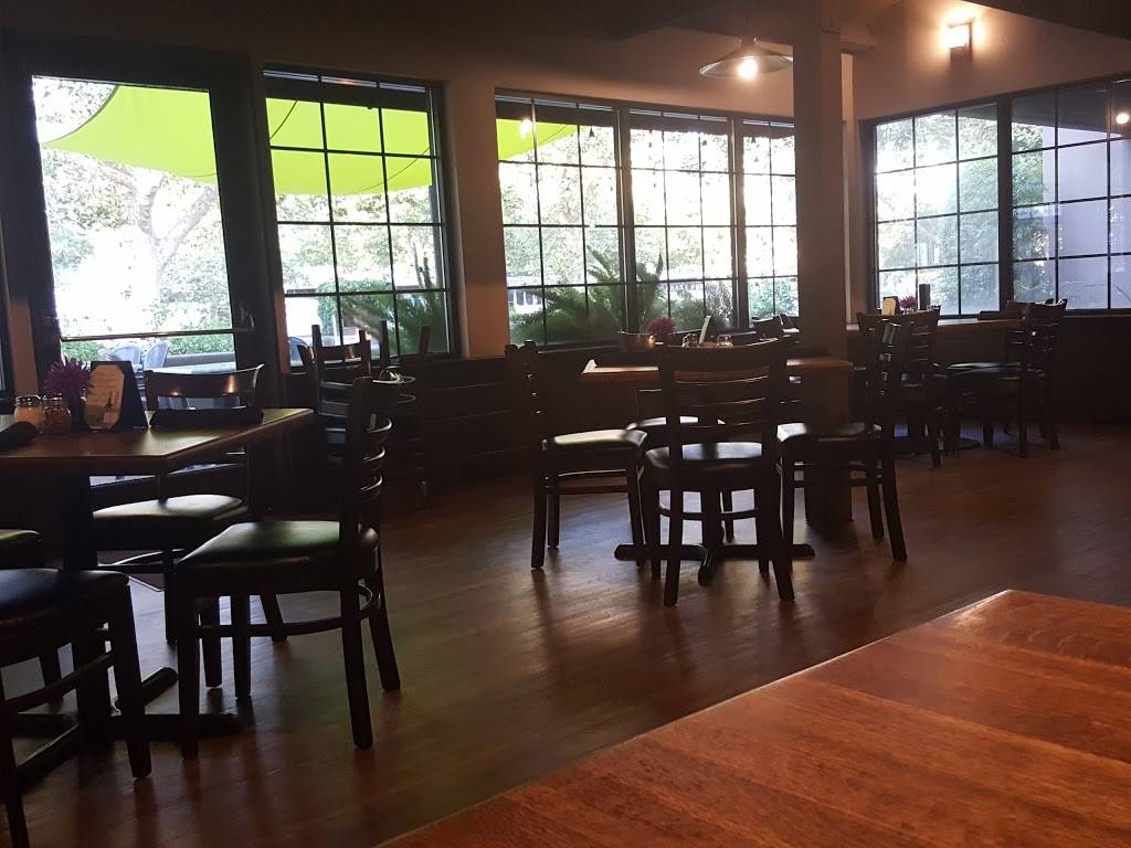 Panighettis Eatery | restaurant | 95973 1851, 2311, Esplanade, Chico, CA 95926, USA | 5308091640 OR +1 530-809-1640