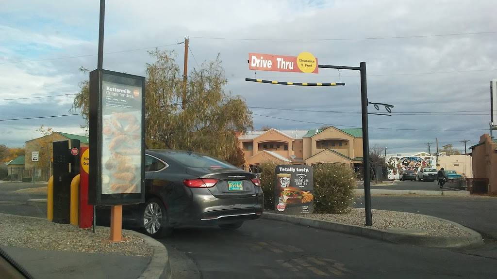 McDonalds | cafe | 1523 4th St SW South, Albuquerque, NM 87102, USA | 5058420276 OR +1 505-842-0276