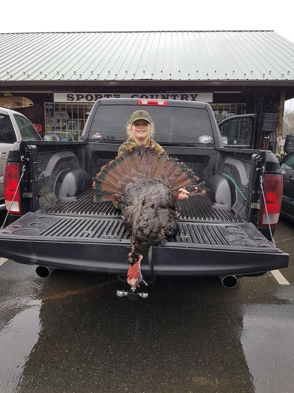 Old Country Store | meal takeaway | 18501 S, NC-109, Denton, NC 27239, USA | 3368593610 OR +1 336-859-3610