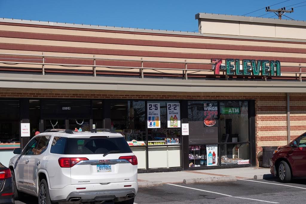 7-Eleven | bakery | 10524 Connecticut Ave, Kensington, MD 20895, USA | 3019496955 OR +1 301-949-6955