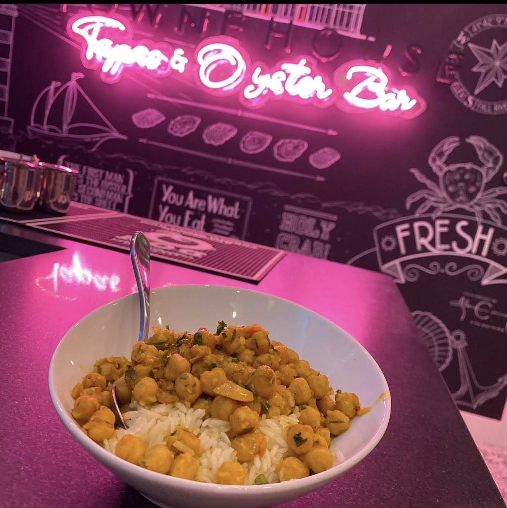 Towne House Fall River / Douro Steakhouse | restaurant | 37 Purchase St, Fall River, MA 02720, USA | 5086174870 OR +1 508-617-4870