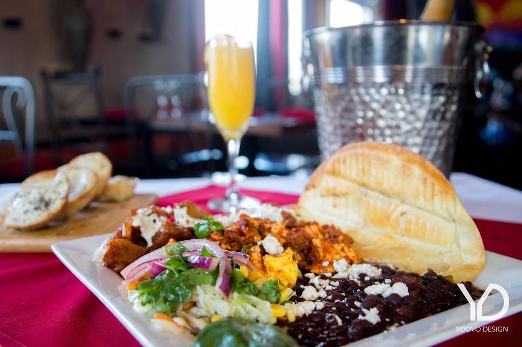 Todo Un Poco | restaurant | 9080 Laguna Main St, Elk Grove, CA 95758, USA | 9166847774 OR +1 916-684-7774