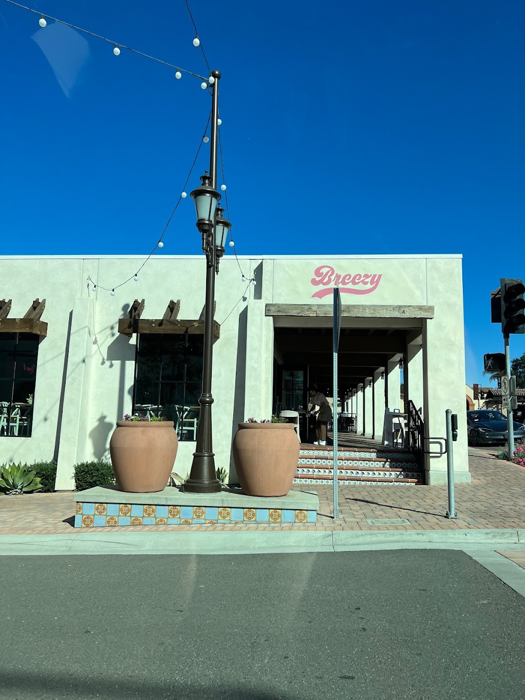 Breezy | restaurant | 31761 Camino Capistrano, San Juan Capistrano, CA 92675, USA | 9493735218 OR +1 949-373-5218