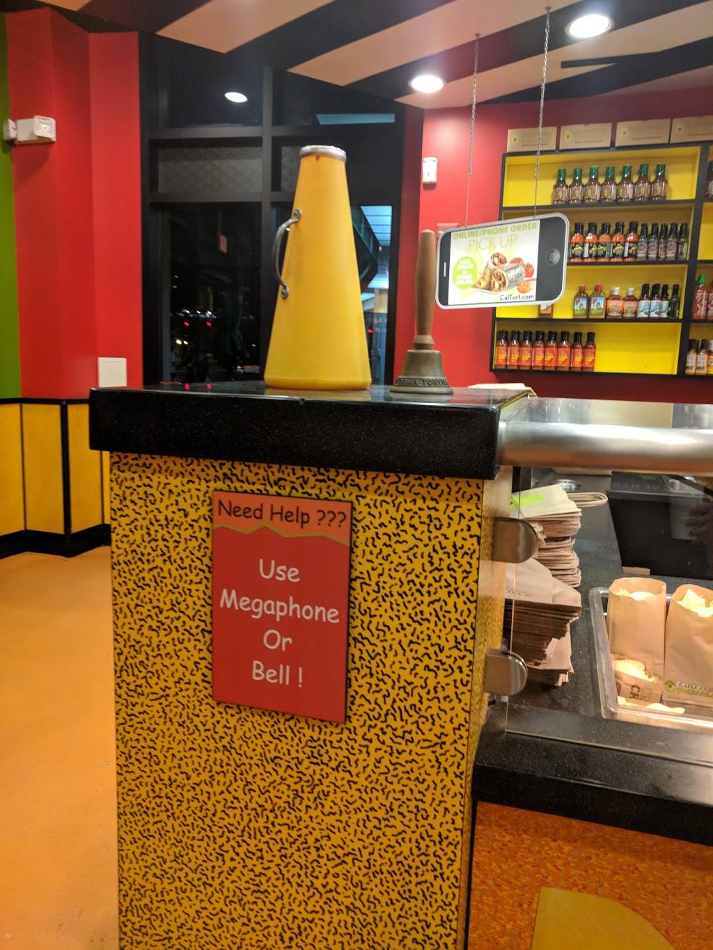 California Tortilla | restaurant | 301 Swamp Fox Rd, Alexandria, VA 22314, USA | 7033293333 OR +1 703-329-3333