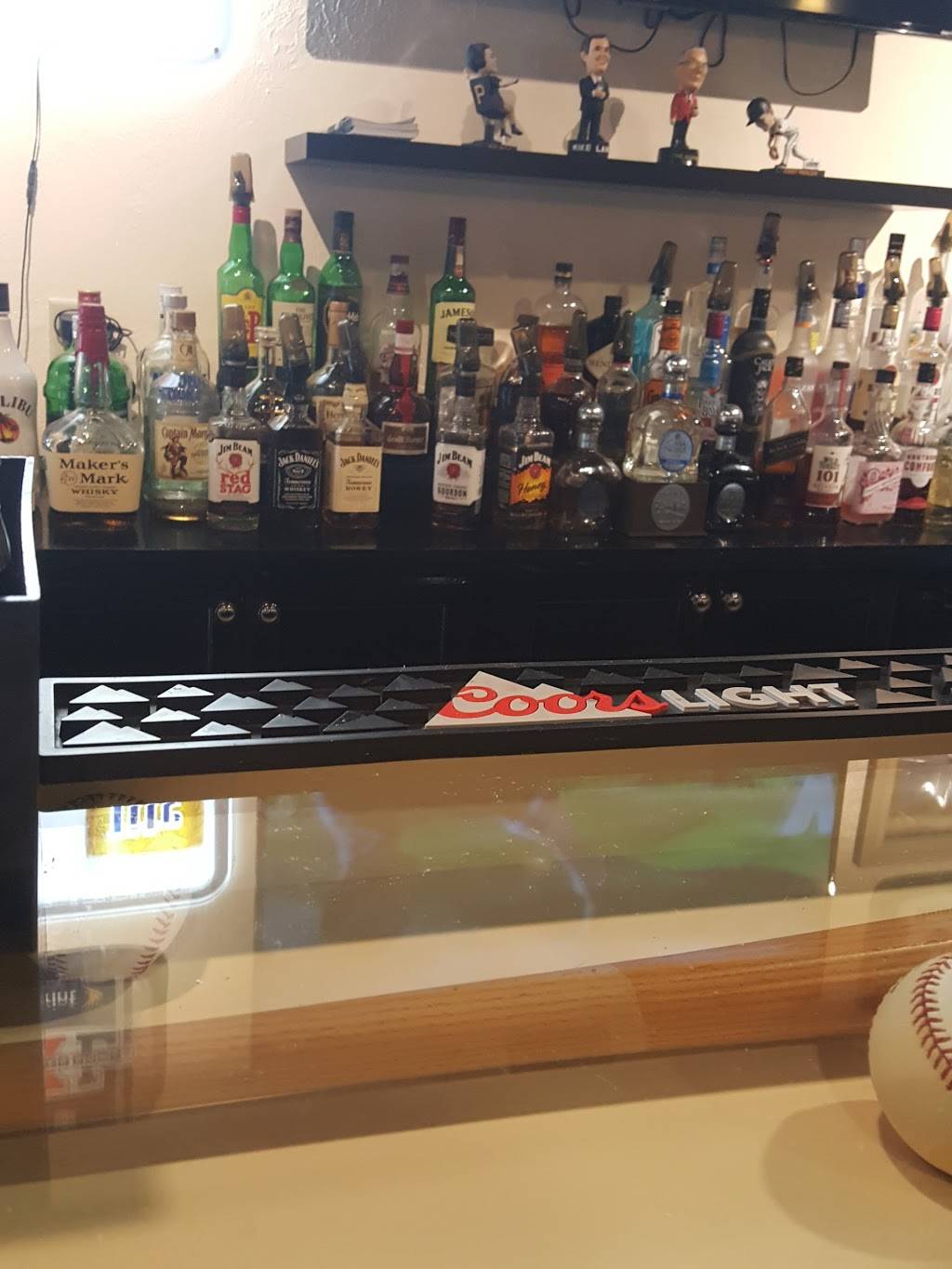 Big Paulys Sports Bar | restaurant | 1403 Old Butler Rd, New Castle, PA 16101, USA | 7246572200 OR +1 724-657-2200