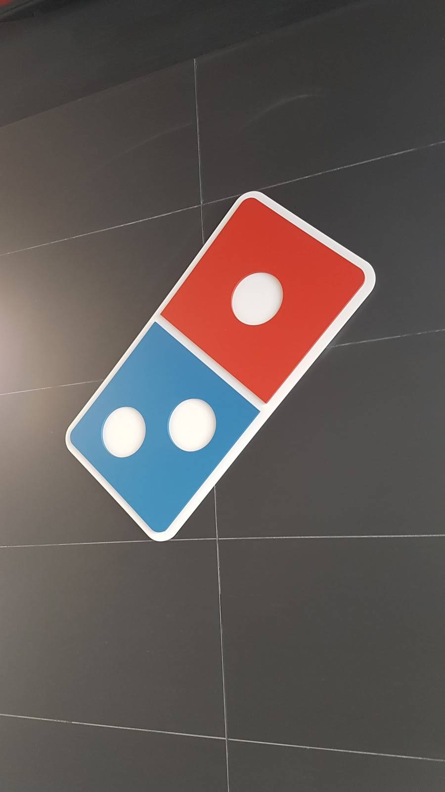 Dominos Pizza | meal delivery | 15480 Boul de Pierrefonds, Pierrefonds, QC H9H 4K3, Canada | 5146965555 OR +1 514-696-5555