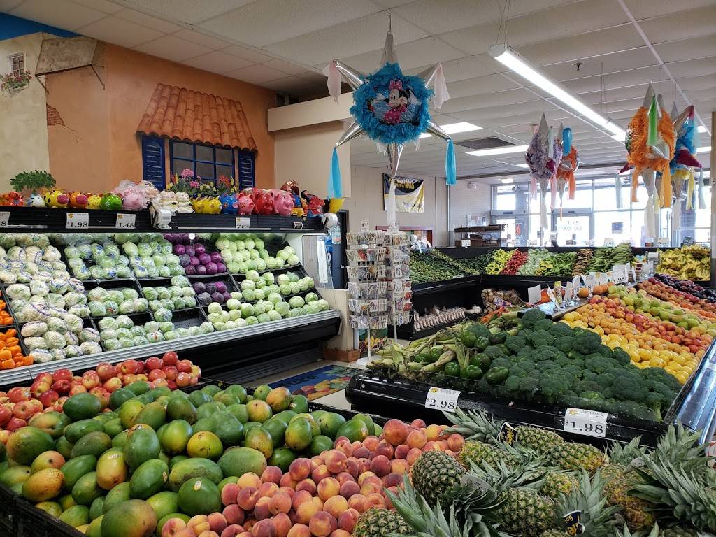 El Rey Mexican Products | restaurant | 5200 W Oklahoma Ave, Milwaukee, WI 53219, USA | 4145415200 OR +1 414-541-5200