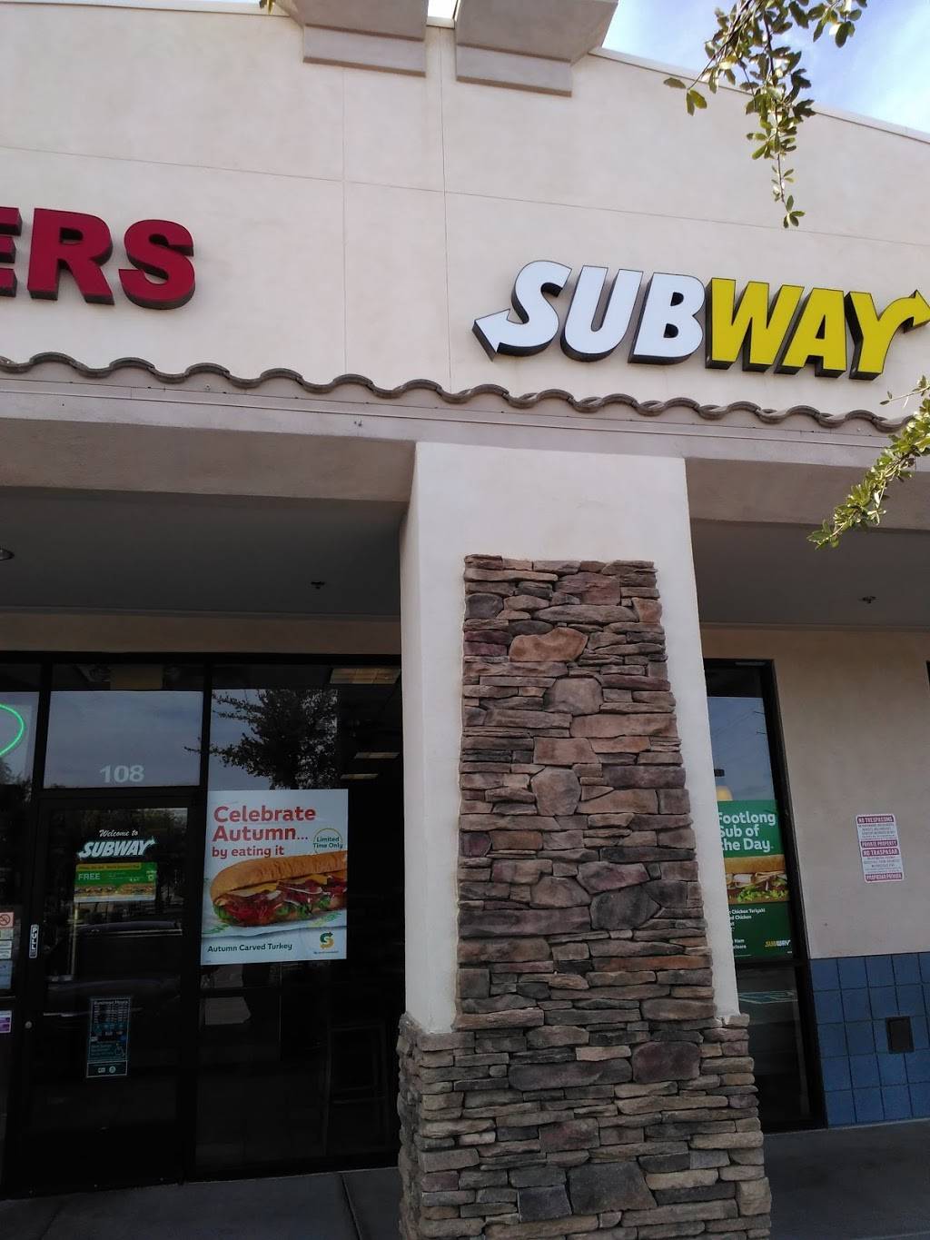 Subway | restaurant | 4844 S Val Vista Rd Suite A108 Vista Del Oro S/C, Gilbert, AZ 85296, USA | 4808557584 OR +1 480-855-7584