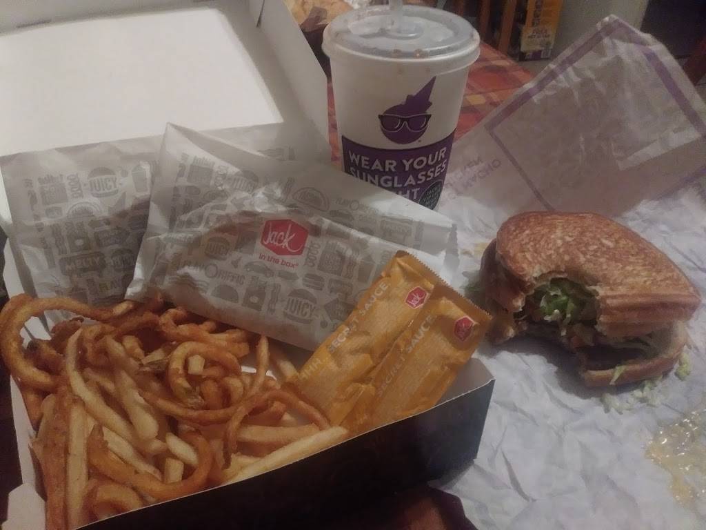 Jack in the Box | restaurant | 11285 Sierra Ave, Fontana, CA 92337, USA | 9094283289 OR +1 909-428-3289