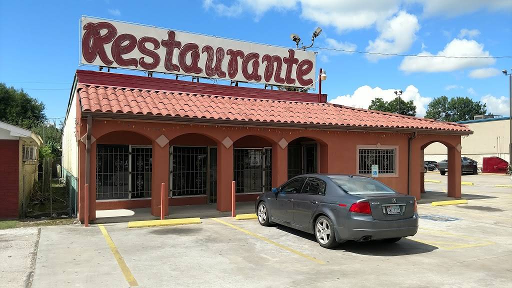 Carlos Mexican Restaurant | restaurant | 3603 Aldine Mail Rte Rd, Houston, TX 77039, USA | 2814428083 OR +1 281-442-8083