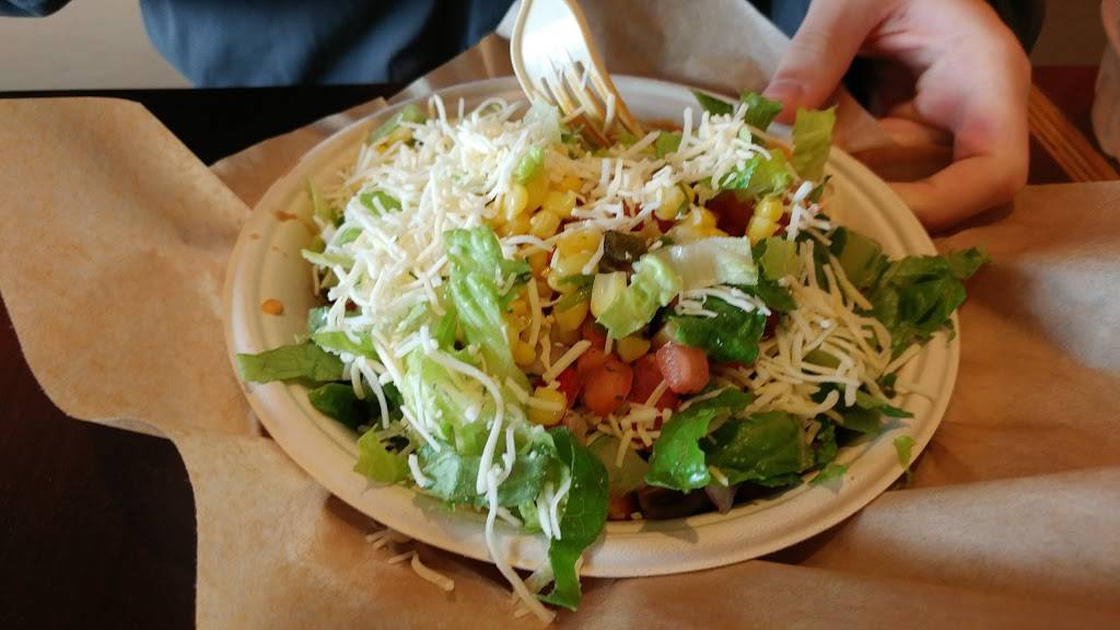 QDOBA Mexican Eats | restaurant | 652 Main Ave, Norwalk, CT 06851, USA | 2036635127 OR +1 203-663-5127