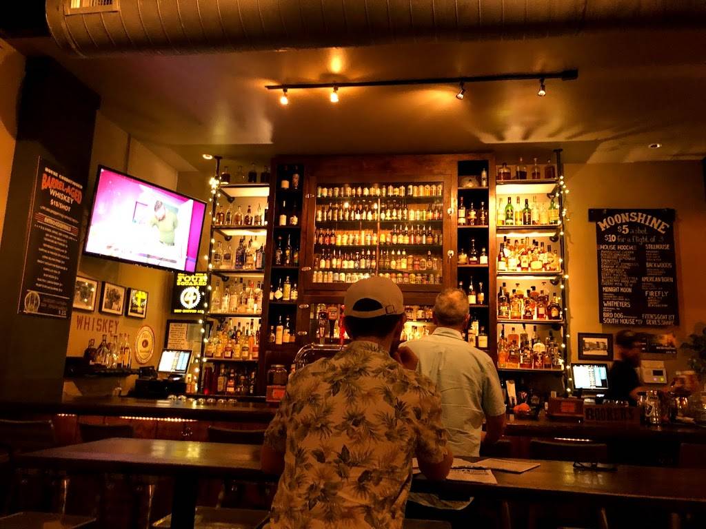 Stonedeck Pizza Pub | meal delivery | 2613 Elm St, Dallas, TX 75226, USA | 4698026742 OR +1 469-802-6742