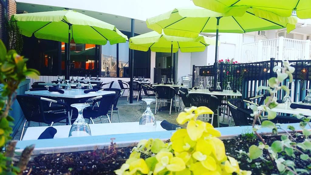 eat: an american bistro | restaurant | 4005 Atlantic Ave, Virginia Beach, VA 23451, USA | 7579652472 OR +1 757-965-2472