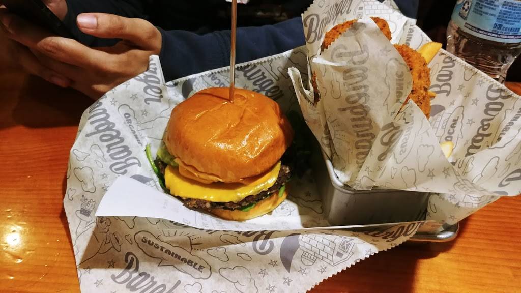 Bareburger | restaurant | 32 Middle Neck Rd, Great Neck, NY 11021, USA | 5164415711 OR +1 516-441-5711