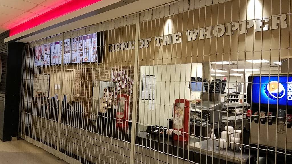 Burger King | restaurant | 2701 Bearcat Way, Cincinnati, OH 45221, USA | 5135562522 OR +1 513-556-2522