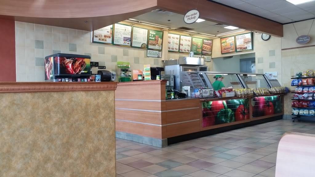 Subway Restaurants | restaurant | 14515 Katy Freeway, Suite 200, Golden Oak Retail Center, Houston, TX 77079, USA | 2812939099 OR +1 281-293-9099