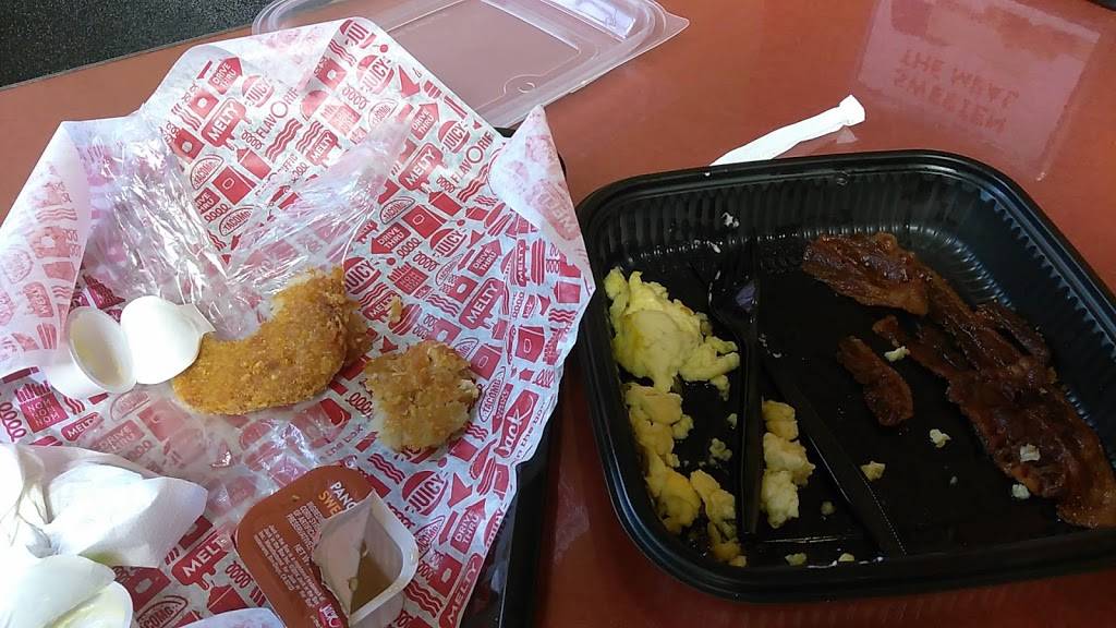 Jack in the Box | restaurant | 7482 Katella Ave, Stanton, CA 90680, USA | 7148916024 OR +1 714-891-6024