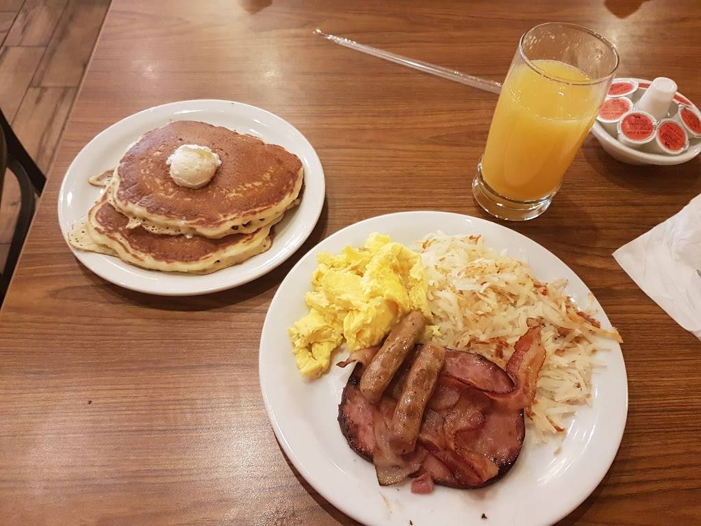 Dennys | restaurant | 3771 S Las Vegas Blvd, Las Vegas, NV 89109, USA | 7028910896 OR +1 702-891-0896