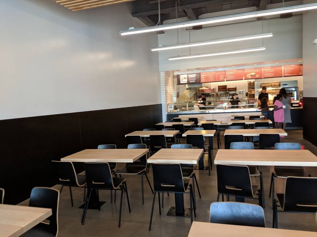 Chipotle Mexican Grill | restaurant | 9100 Conroy Windermere Rd Ste 120, Windermere, FL 34786, USA | 4079096267 OR +1 407-909-6267