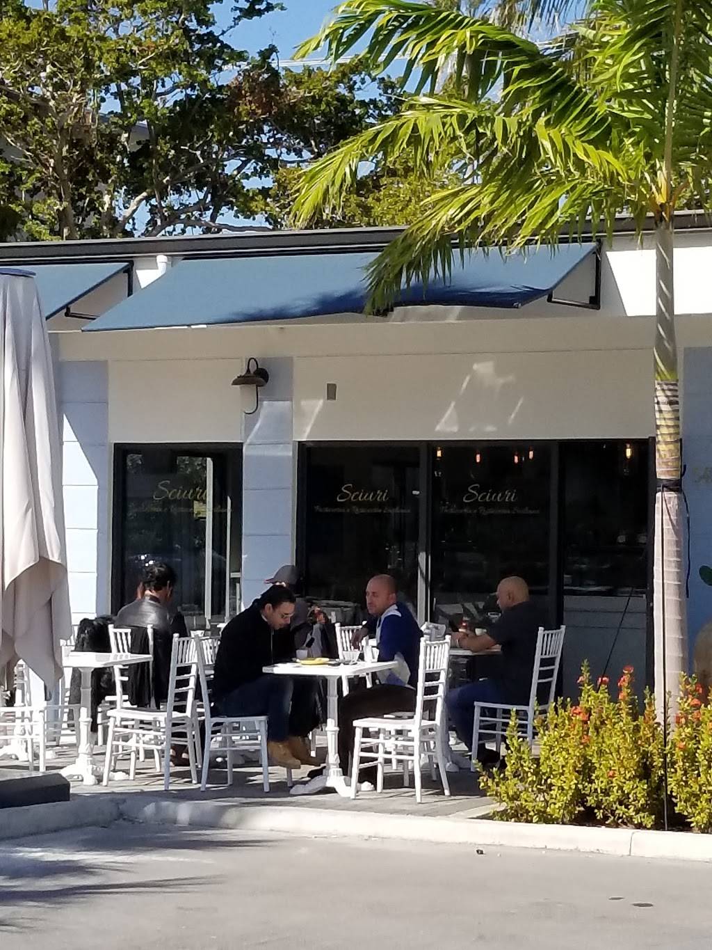 Sciuri Cafe and Pizzeria | restaurant | 541 Jefferson Ave, Miami Beach, FL 33139, USA | 7862167056 OR +1 786-216-7056