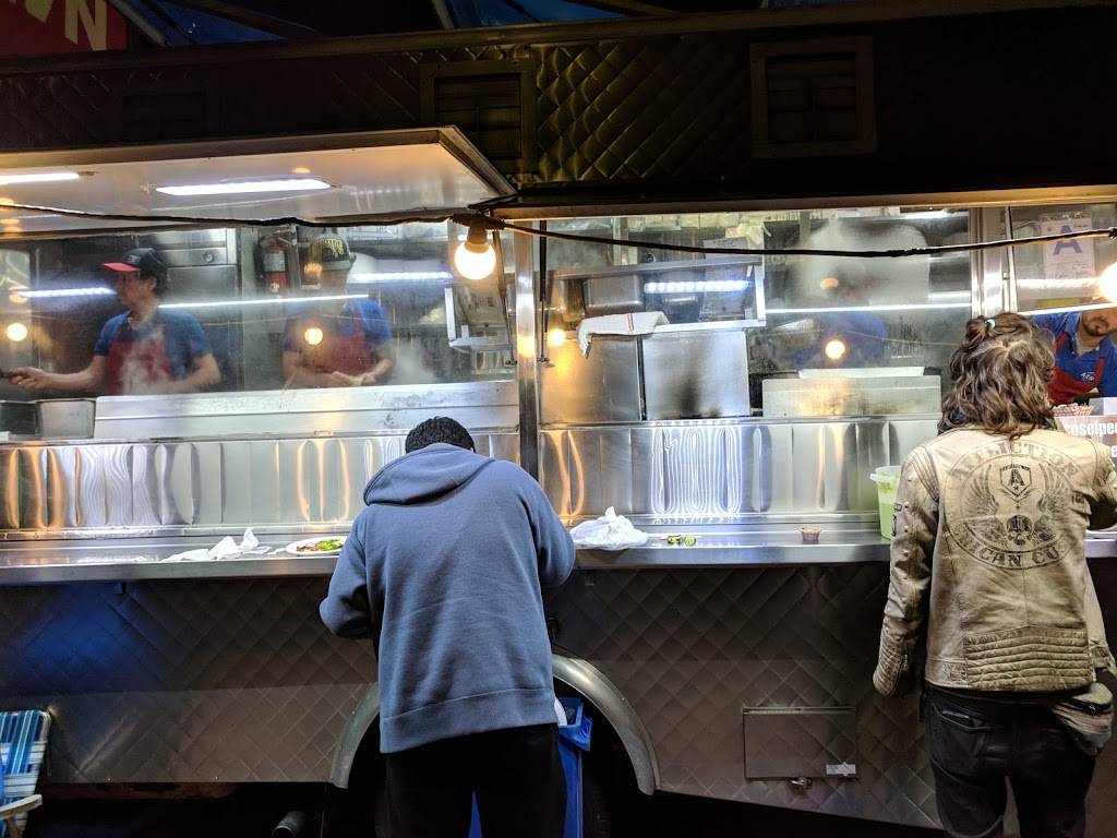 Tacos El Pecas | restaurant | 1001-1021 S Soto St, Los Angeles, CA 90023, USA | 3238164475 OR +1 323-816-4475