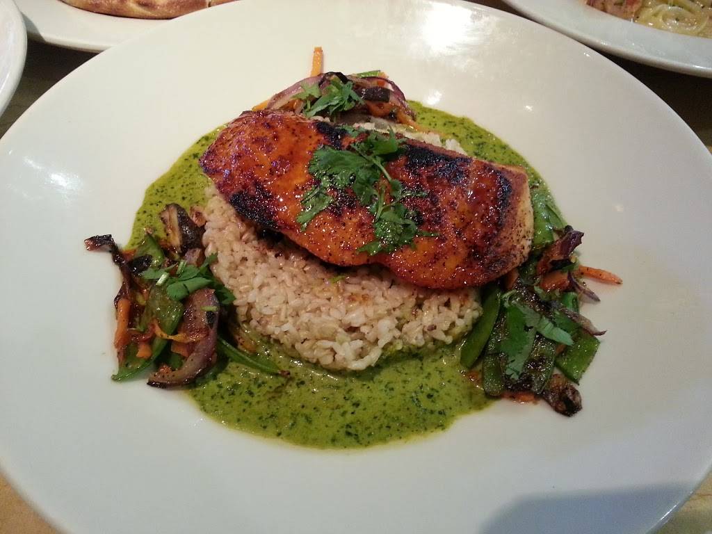 The Cheesecake Factory | restaurant | 131 Wolf Rd, Albany, NY 12205, USA | 5184532500 OR +1 518-453-2500