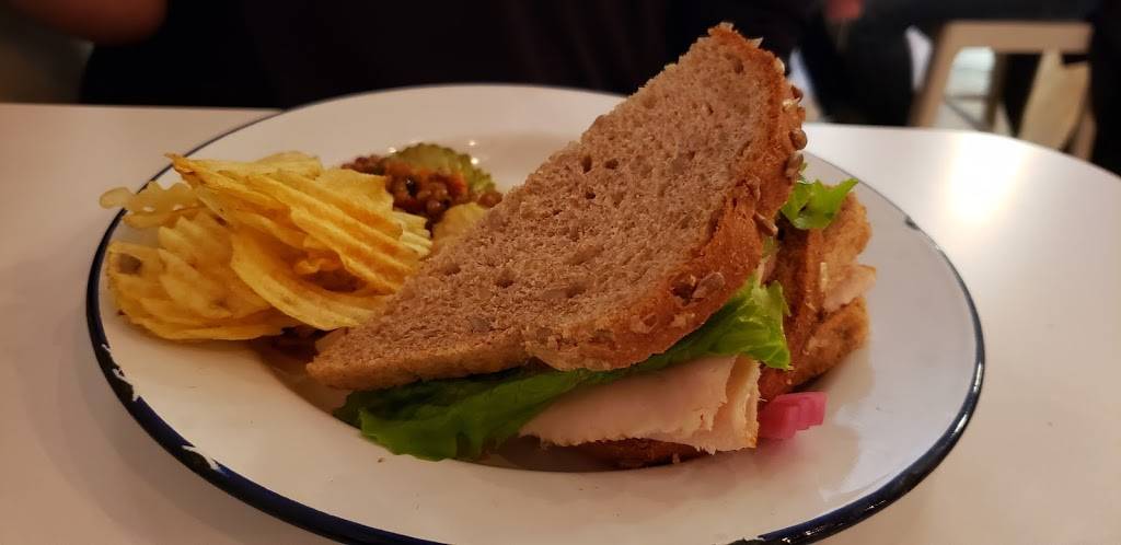 Atlantic No. 5 | restaurant | 605 W Main St, Louisville, KY 40202, USA | 5028833398 OR +1 502-883-3398