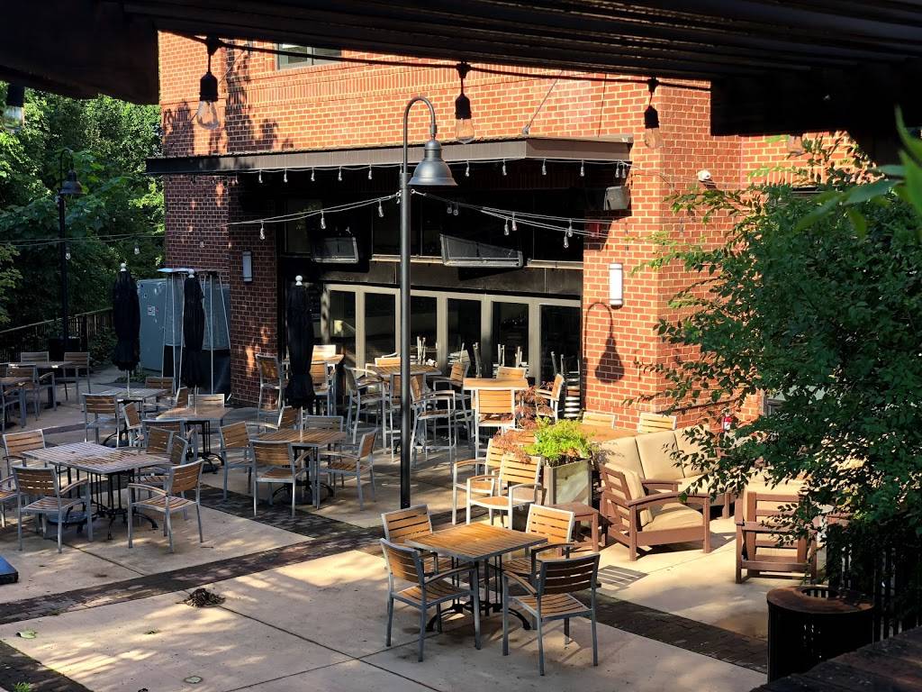 World of Beer | restaurant | 852 W Main St Ste 110, Charlottesville, VA 22903, USA | 4349701088 OR +1 434-970-1088