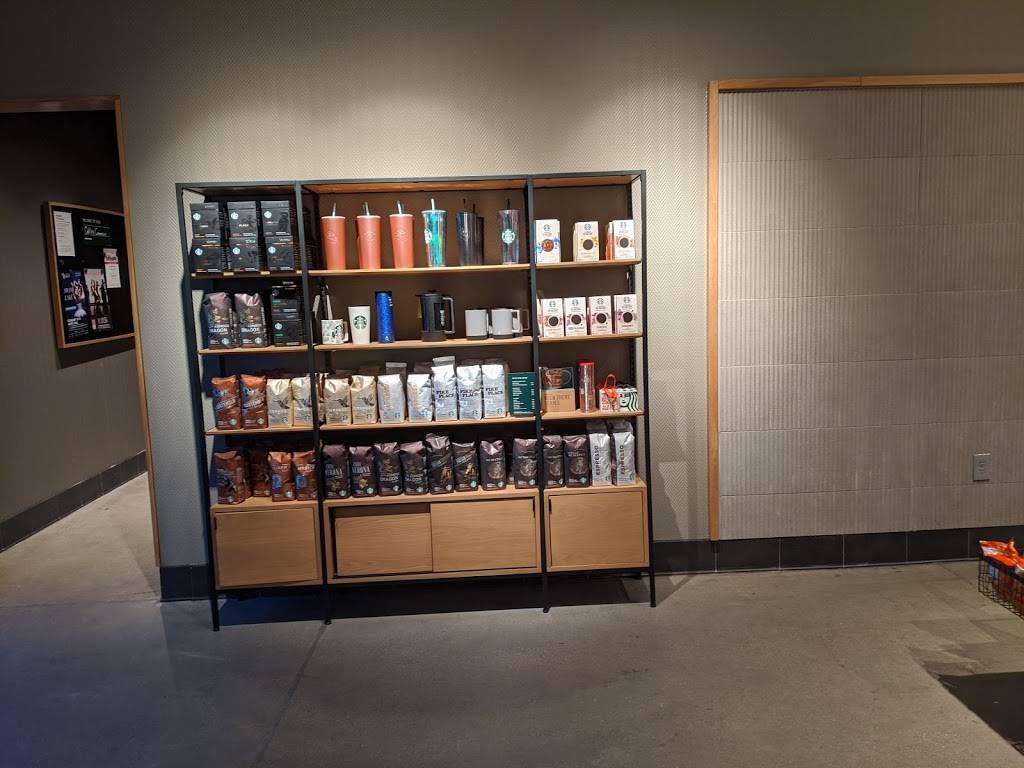 Starbucks | cafe | 3365 Vandercar Way, Cincinnati, OH 45209, USA | 5132054383 OR +1 513-205-4383