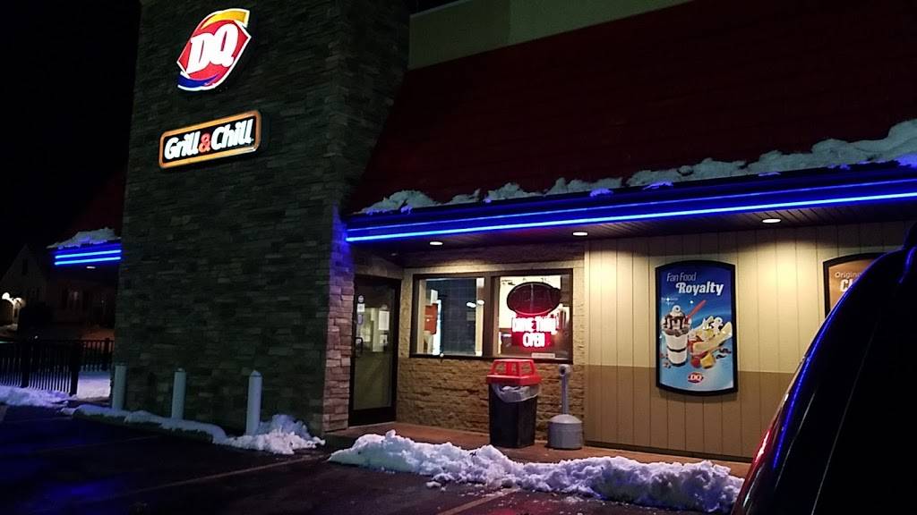 Dairy Queen Grill & Chill | restaurant | 691 E Wilbeth Rd, Akron, OH 44306, USA | 3307242050 OR +1 330-724-2050