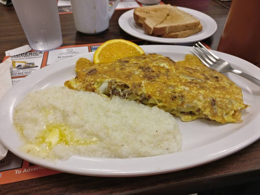 Three Brothers II | restaurant | 58 Rainbow Rd, East Granby, CT 06026, USA | 8604133435 OR +1 860-413-3435