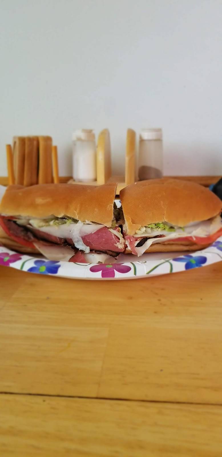 King Subs | restaurant | 2602 N Grand River Ave, Lansing, MI 48906, USA | 5173211441 OR +1 517-321-1441