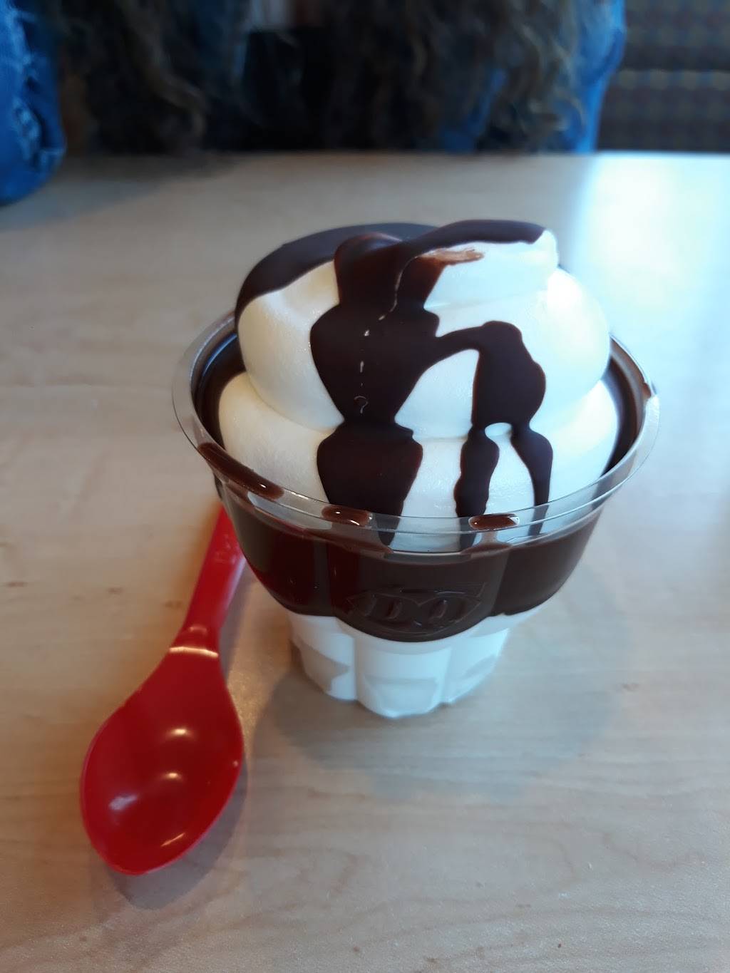 Dairy Queen Grill & Chill | restaurant | 122 Main St, Foxborough, MA 02035, USA | 5085436488 OR +1 508-543-6488