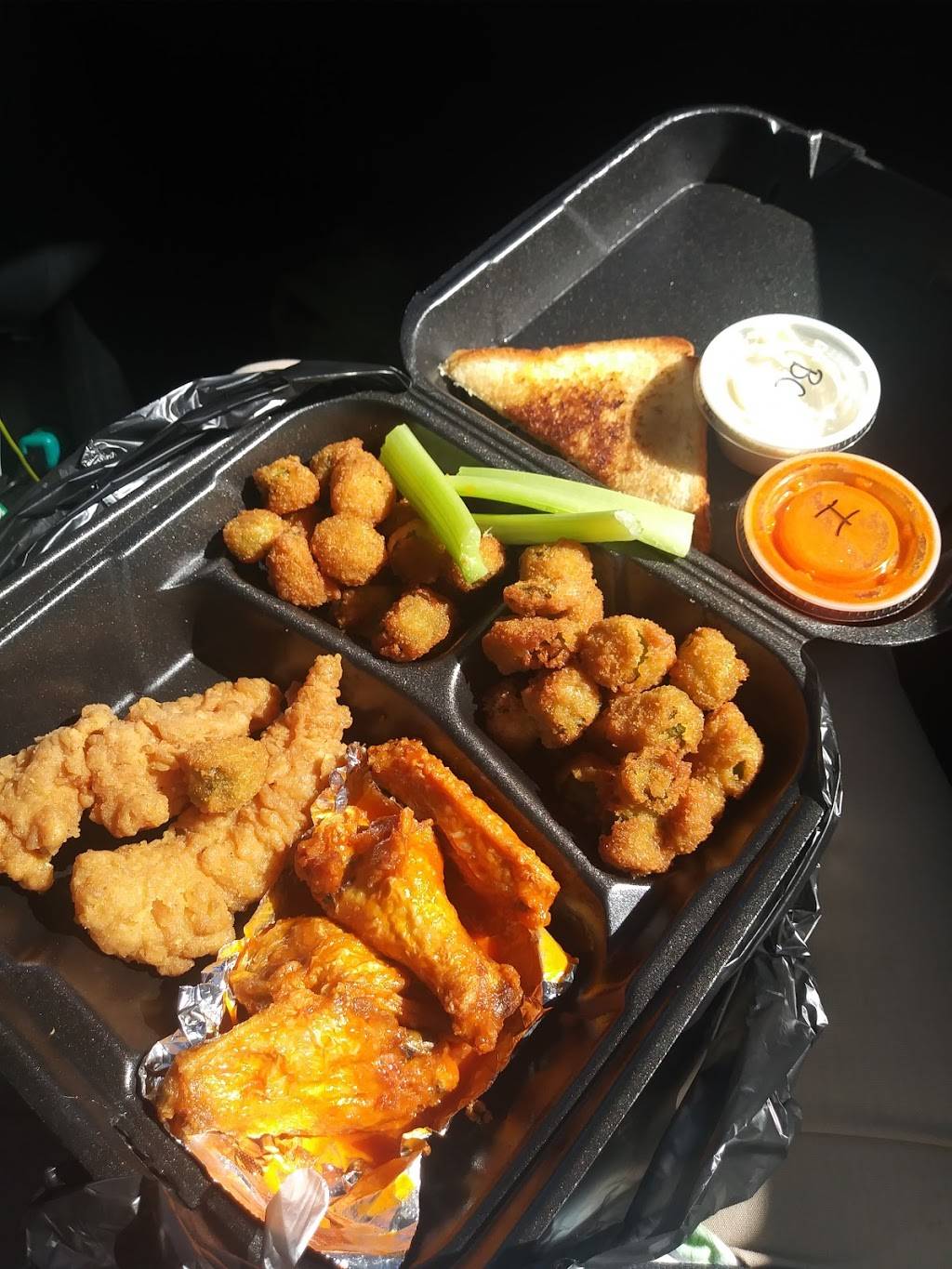 Cluck It Bucket | restaurant | 2505 Co Rd 430, Smiths Station, AL 36877, USA | 3347325825 OR +1 334-732-5825