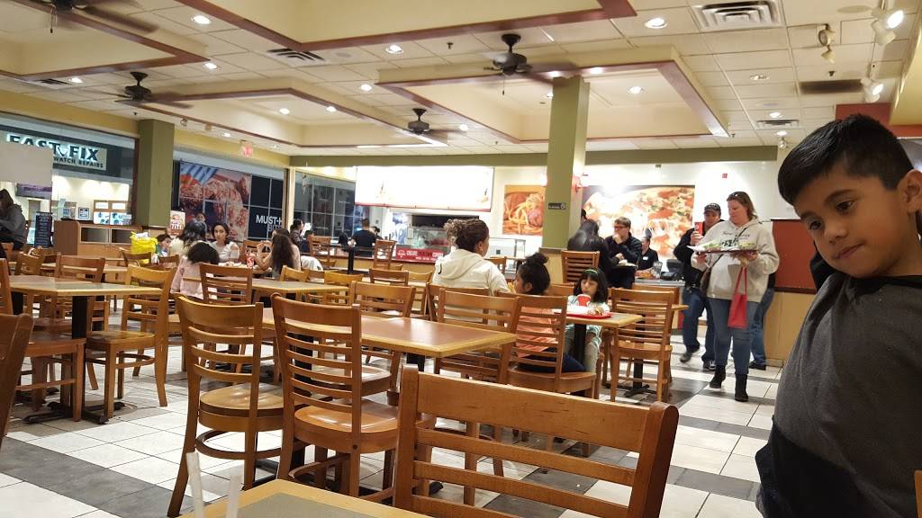 Sbarro | restaurant | 5 Woodfield Mall, Schaumburg, IL 60173, USA | 8472409756 OR +1 847-240-9756