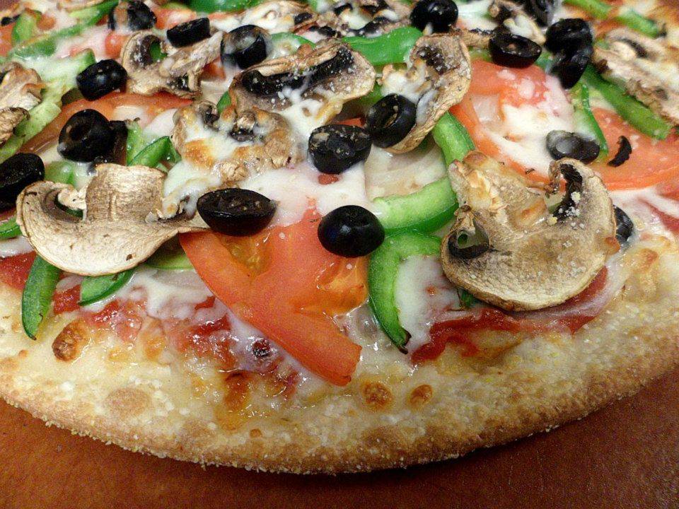 Franks Pizza | meal takeaway | 284 N Main St, Ansonia, CT 06401, USA | 2037322966 OR +1 203-732-2966