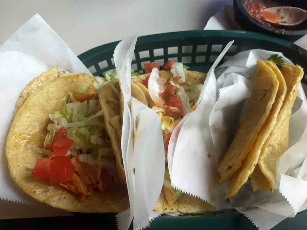 Don Miguel | restaurant | 1011 136th Ave, Holland, MI 49424, USA | 6167968037 OR +1 616-796-8037