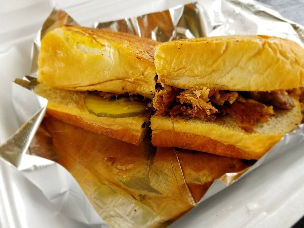 Cocina El Jibarazo Latin Cuisine | restaurant | 1790 Austin Hwy, San Antonio, TX 78218, USA | 2102045908 OR +1 210-204-5908