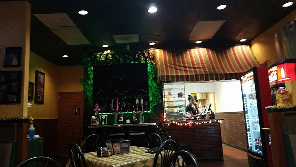 Anthony`s Pizza | restaurant | 1811 E Broadway St, Oviedo, FL 32765, USA | 4075420509 OR +1 407-542-0509