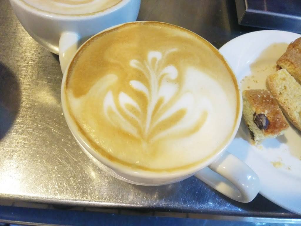 Casa Nostra Ristorante | restaurant | 1515 Palisades Dr, Pacific Palisades, CA 90272, USA | 3104548889 OR +1 310-454-8889