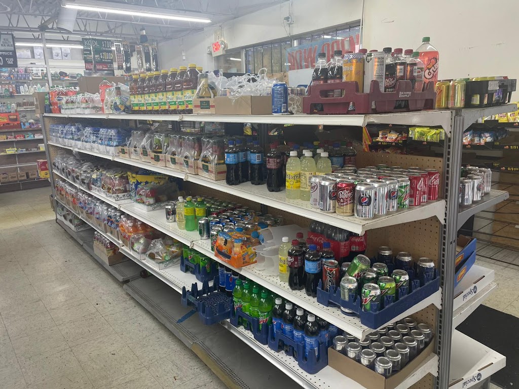 Amro’s Grocery & fast food | restaurant | 5611 W Lisbon Ave, Milwaukee, WI 53210, USA | 4142333396 OR +1 414-233-3396