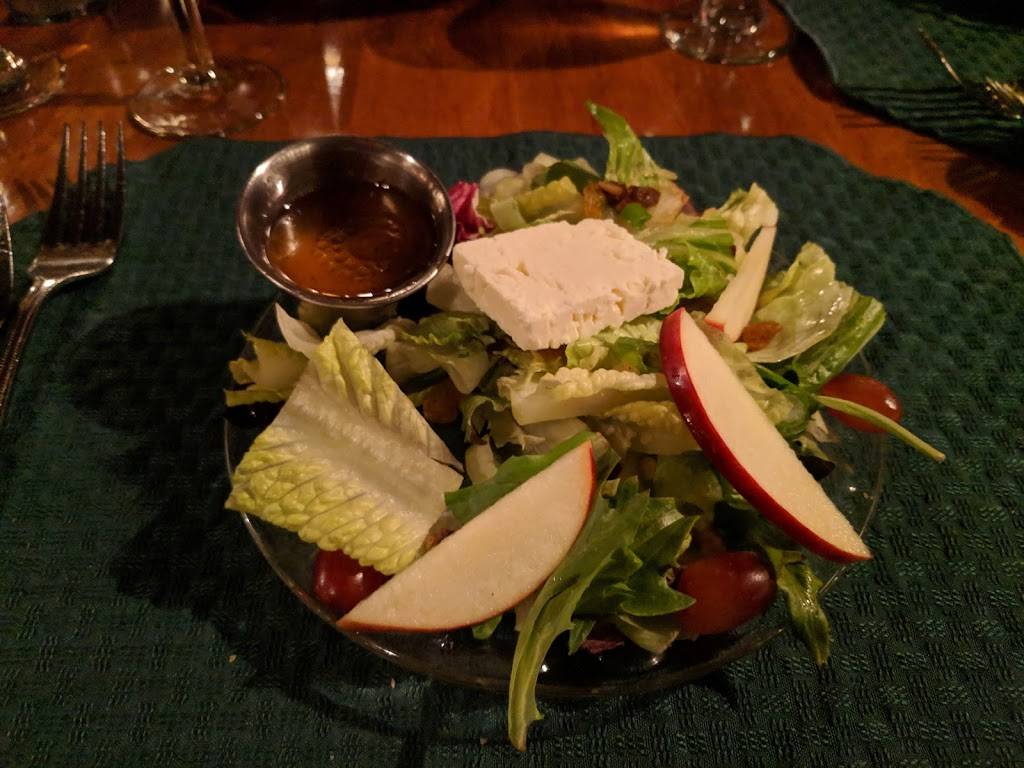 Rainbow Grille & Tavern | restaurant | 609 Beach Rd, Pittsburg, NH 03592, USA | 6035389556 OR +1 603-538-9556