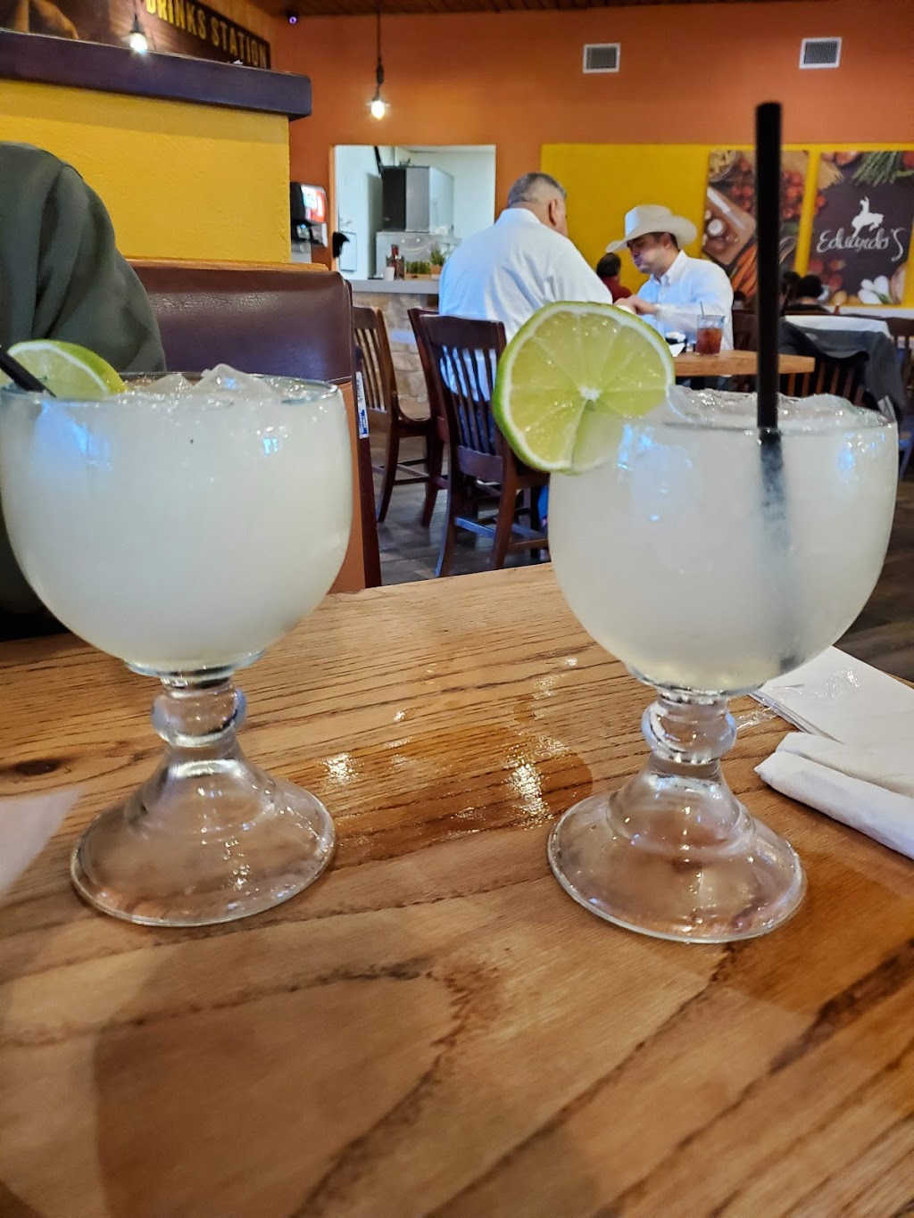 Eduardos BBQ Steaks & Mexican Grill | restaurant | 6516 Arena Blvd, Laredo, TX 78041, USA | 9567123414 OR +1 956-712-3414