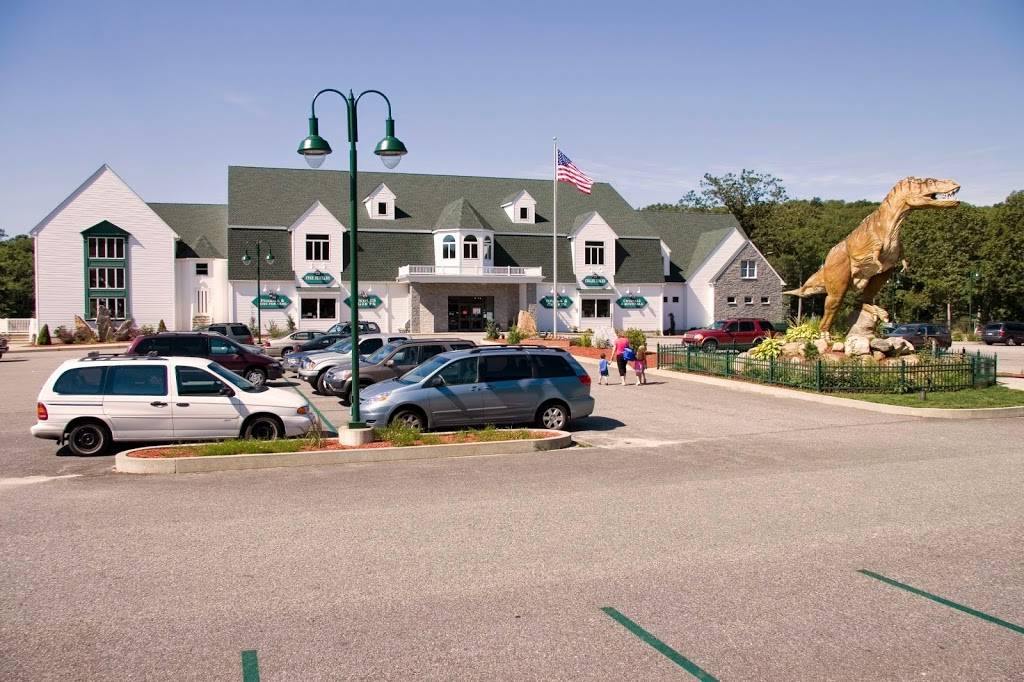 Natures Art Village | shopping mall | 1650 Hartford-New London Turnpike, Oakdale, CT 06370, USA | 8604434367 OR +1 860-443-4367