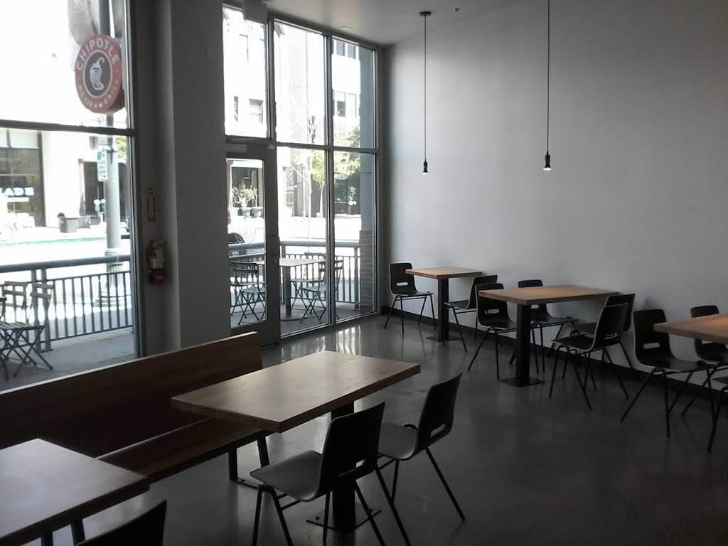 Chipotle Mexican Grill | restaurant | 245 Pine Ave Ste 190, Long Beach, CA 90802, USA | 5624329472 OR +1 562-432-9472