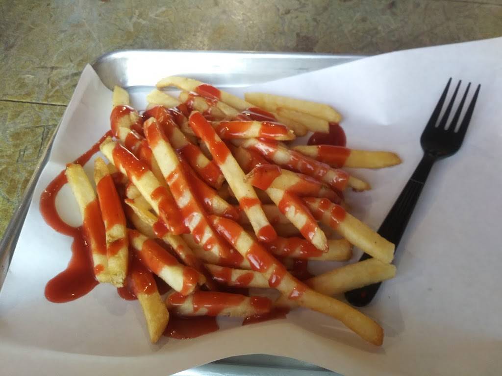 Nickys Grill & Yogurt Oasis | restaurant | 10255 S Western Ave, Chicago, IL 60643, USA | 7732333072 OR +1 773-233-3072