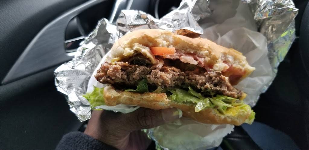 Plant Based Junkie | restaurant | 1635 1/2 E 87th St, Chicago, IL 60617, USA | 7739027467 OR +1 773-902-7467