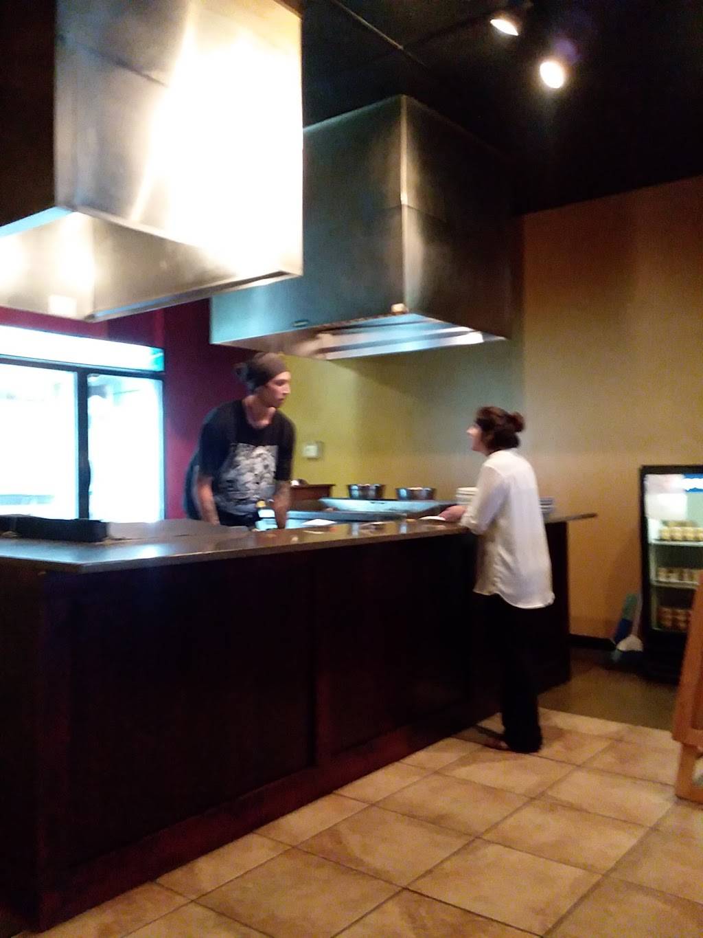 Lakeo Steakhouse of Japan | restaurant | 153 Hudson Dr, Elizabethton, TN 37643, USA | 4232135267 OR +1 423-213-5267