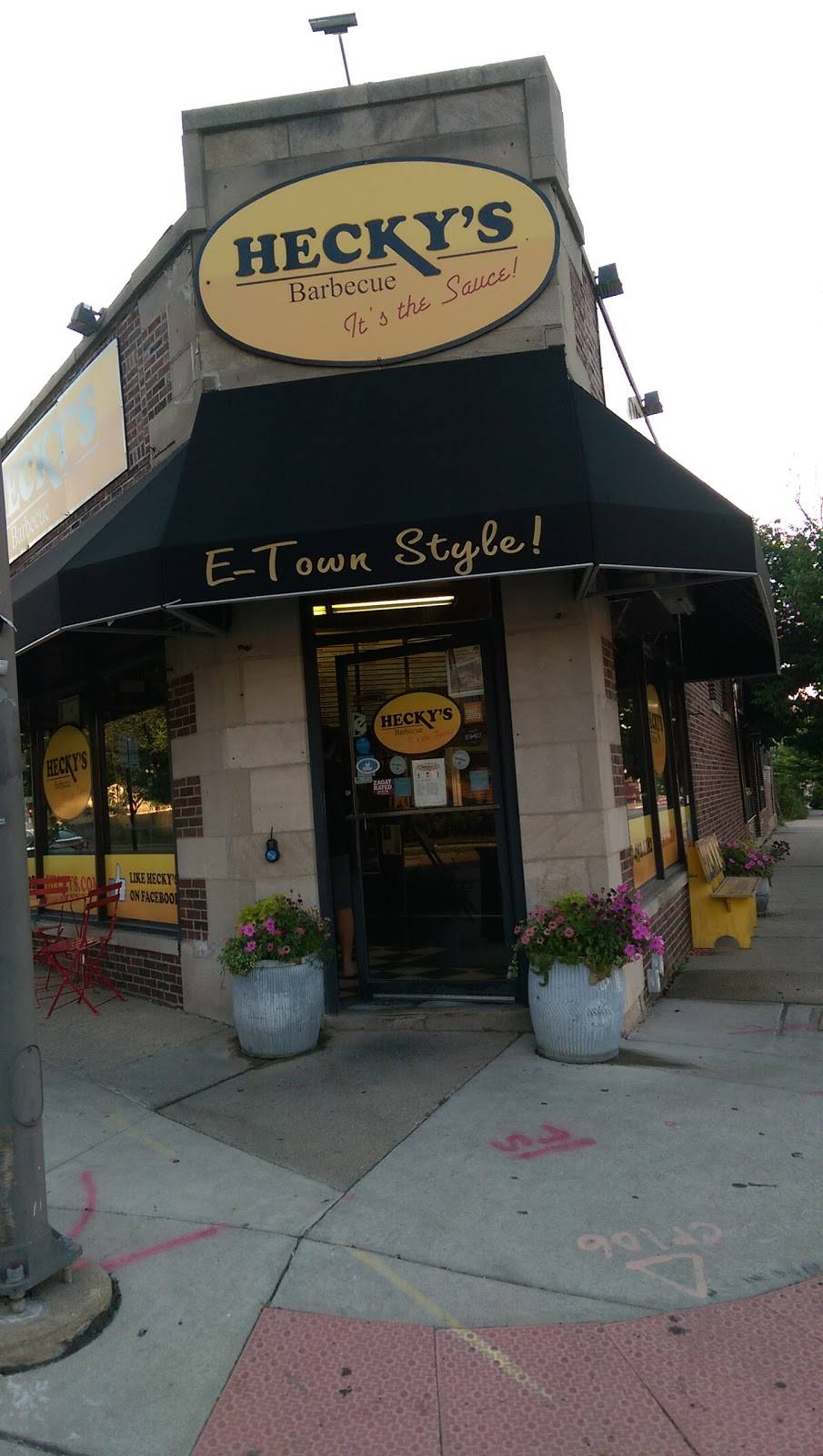 Heckys Barbecue | meal delivery | 1902 Green Bay Rd, Evanston, IL 60201, USA | 8474921182 OR +1 847-492-1182